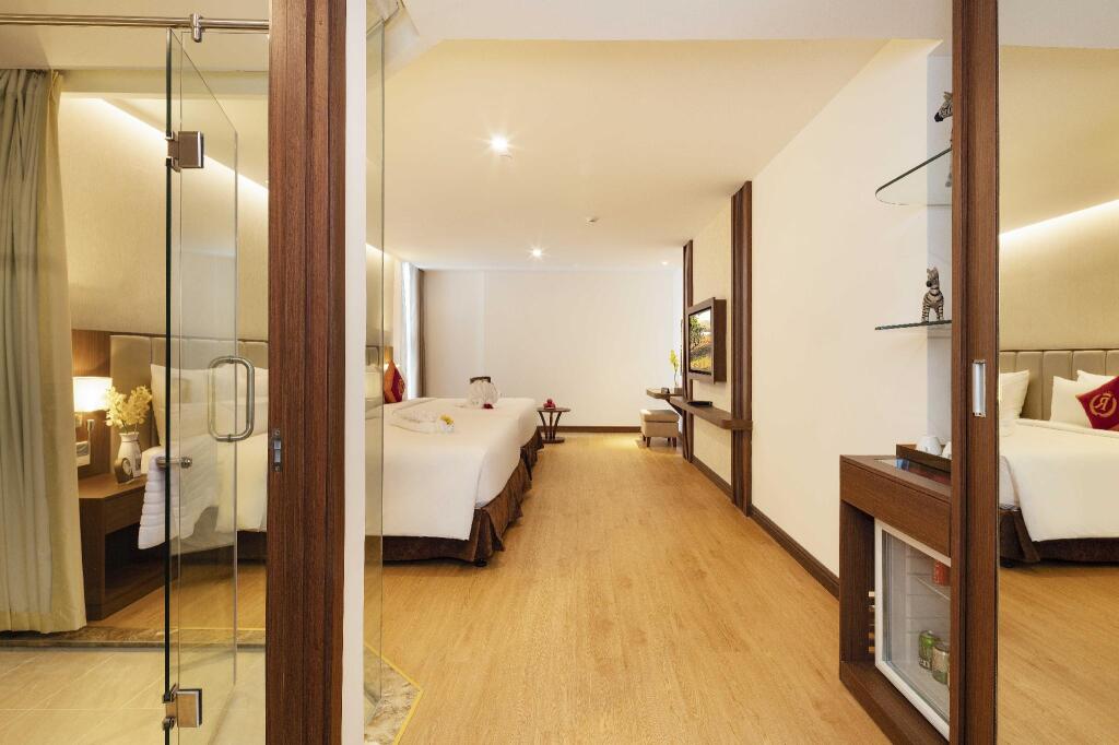 Regalia Gold Nha Trang