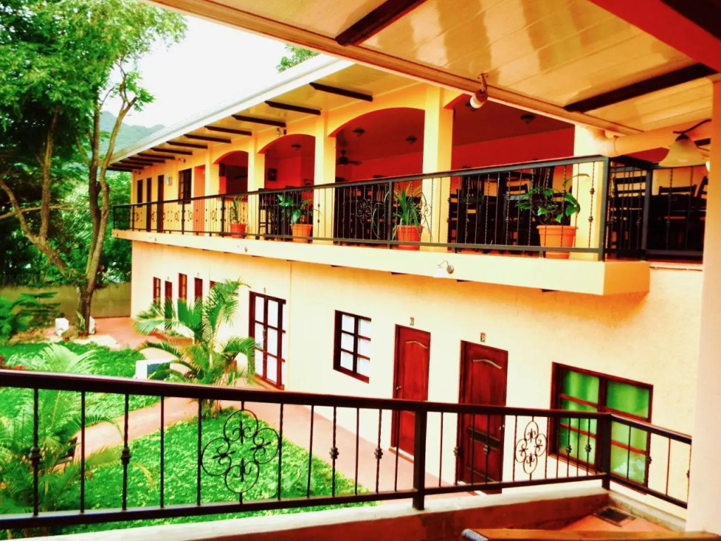 Rual's Hotel