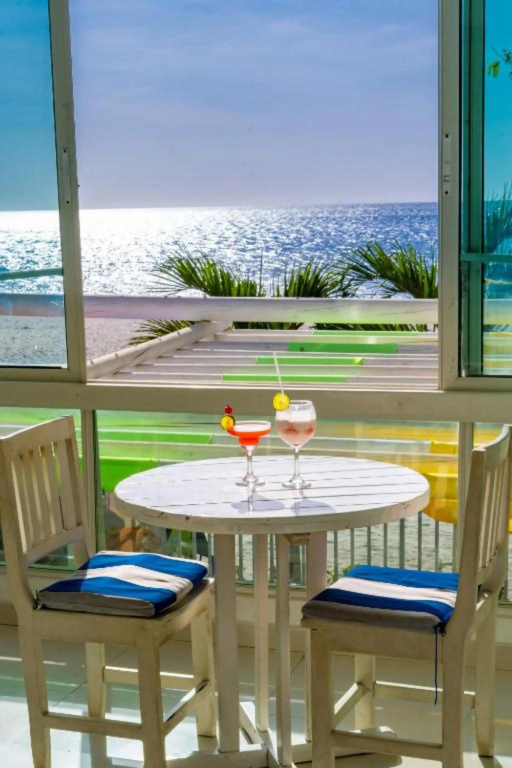 Balcony & Terrace