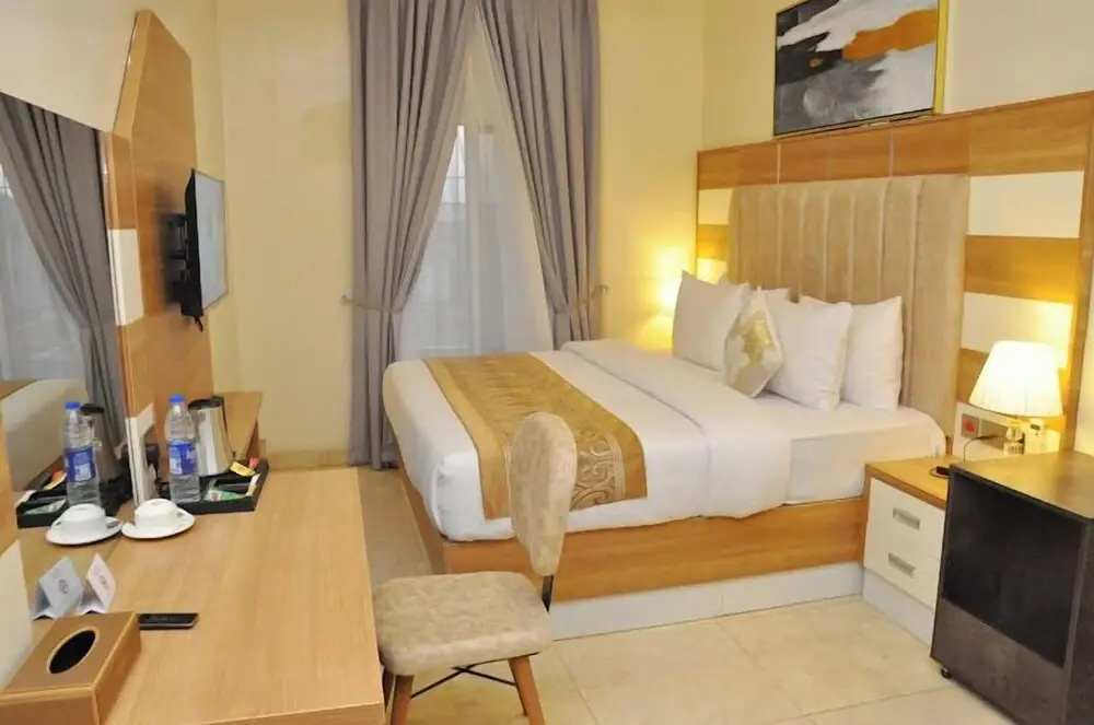 Hotel photo 12