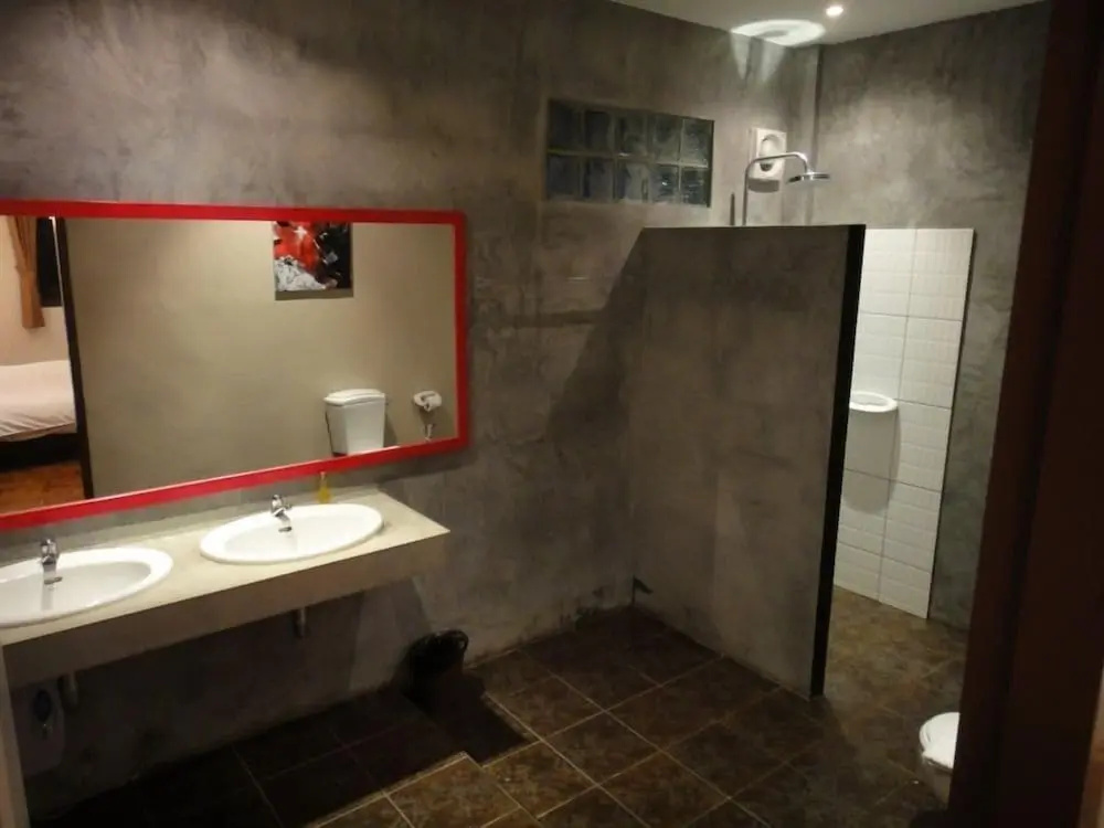 2 Bedrooms Deluxe Penthouse room with pool view