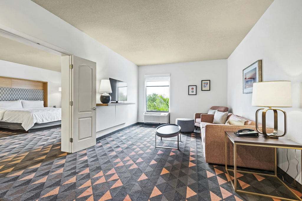 Holiday Inn St. Petersburg West by IHG - Général