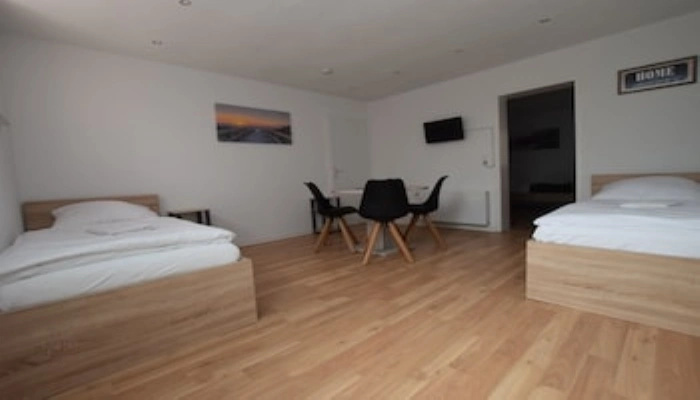 AB Apartment 81