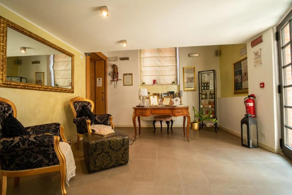 Hotel photo 11