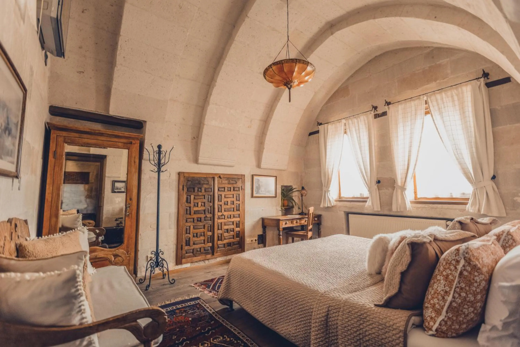 Kale Konak — 3