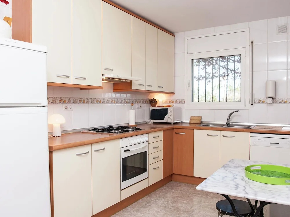 Stunning, Detached Holiday Home With Private Swimming Pool in Quiet Location - фото 15