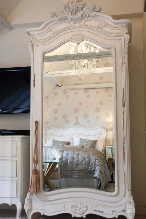 Windfalls Boutique Hotel - 3