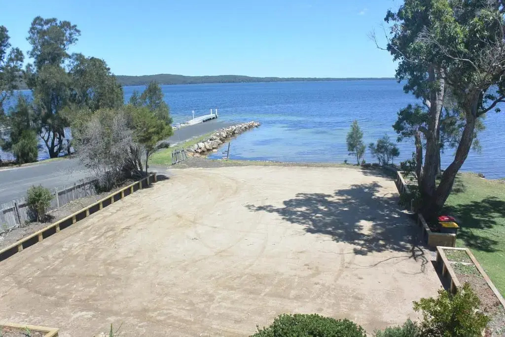 Beach & Waterfront