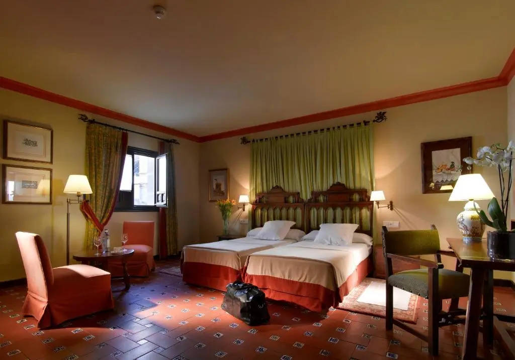 Standard Double room (full double bed)