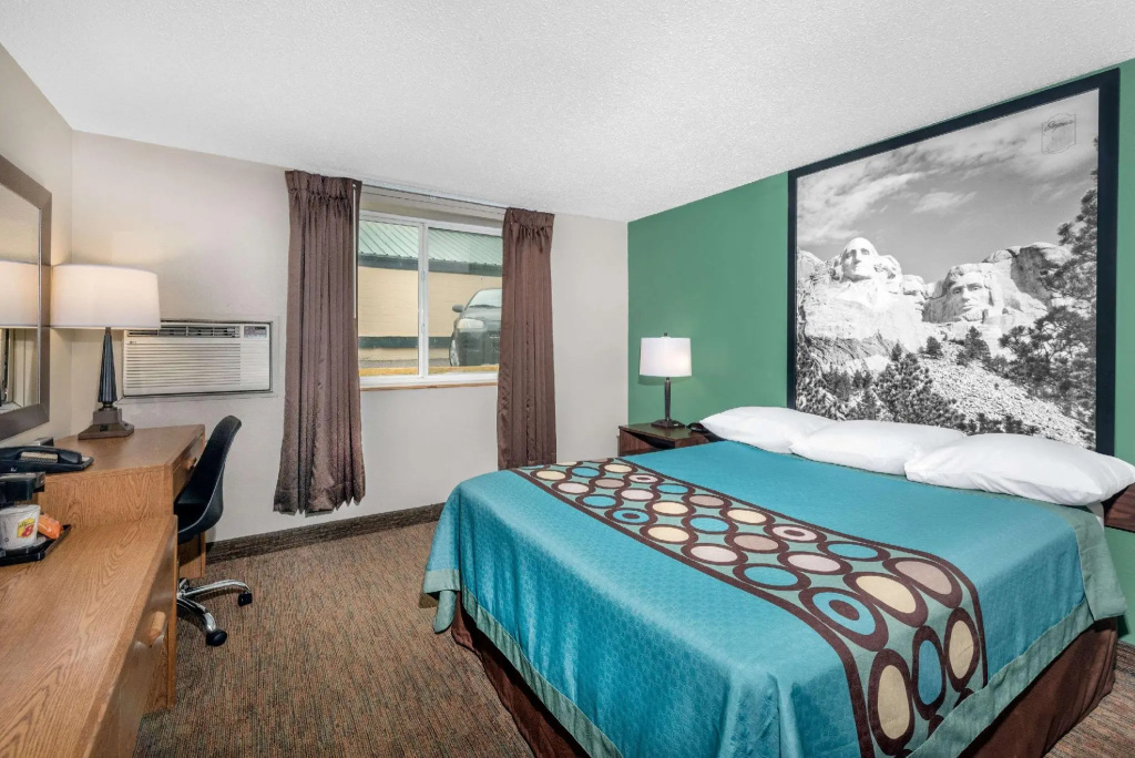 Standard Double room (full double bed)