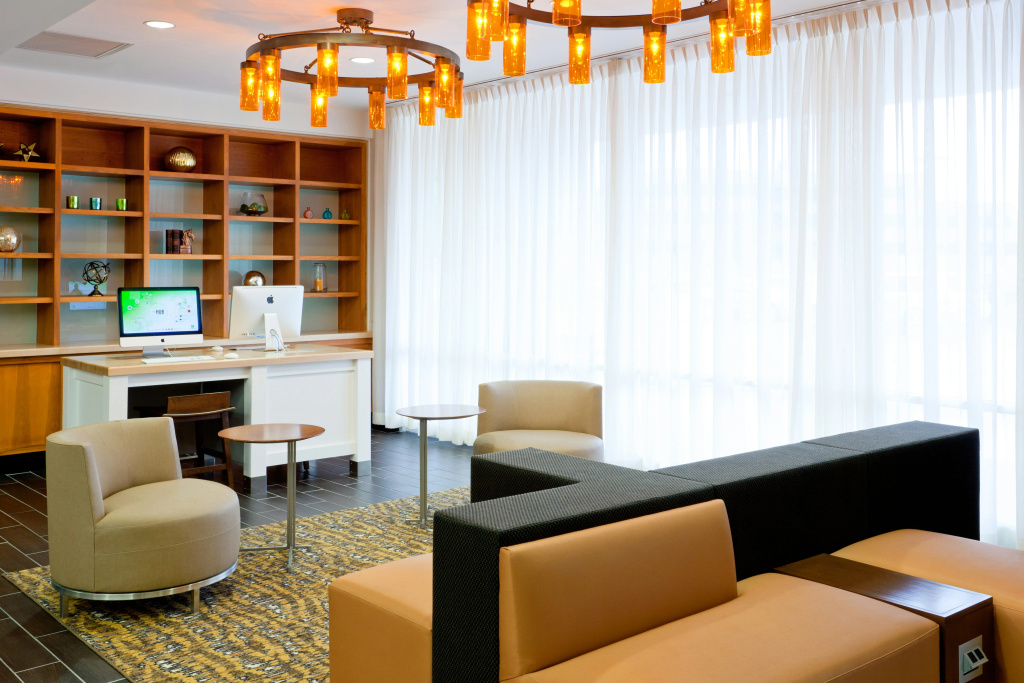 Holiday Inn Clark - Newark Area by IHG - Général