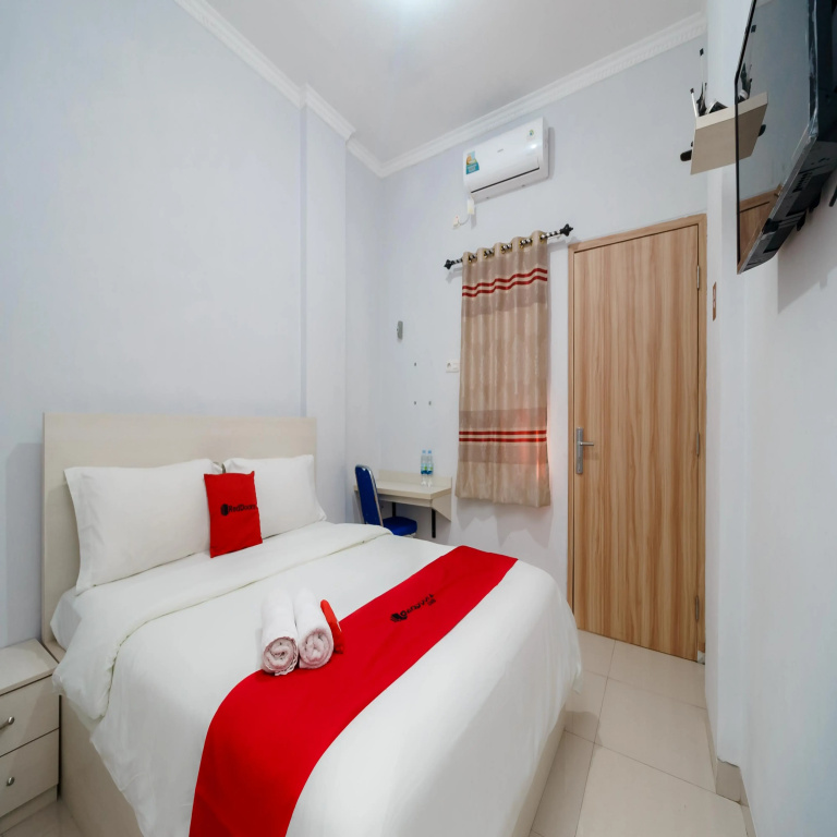RedDoorz @ Homestay Lotus 2 Pangkal Pinang