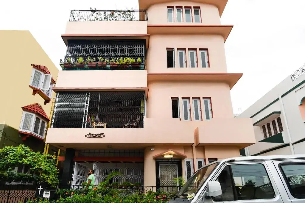 Karunamoyee Guest House by OYO Rooms