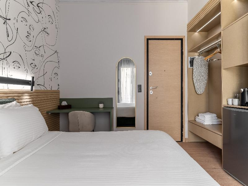 Superior Double room (full double bed)