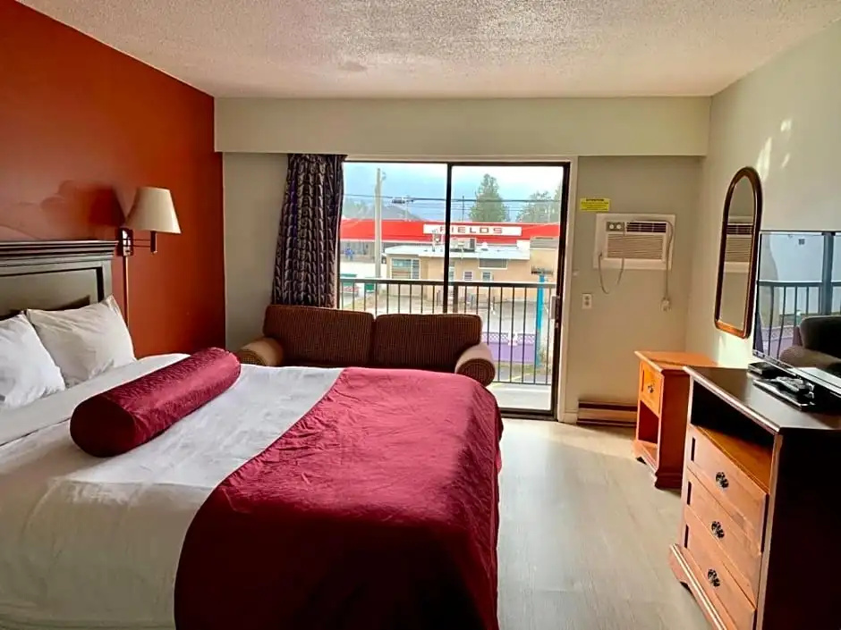 Standard Double room with mountain view (full double bed)