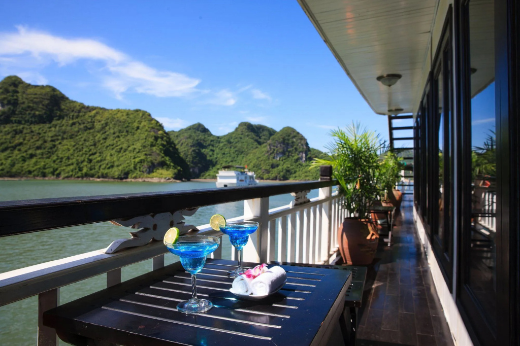 Balcony & Terrace