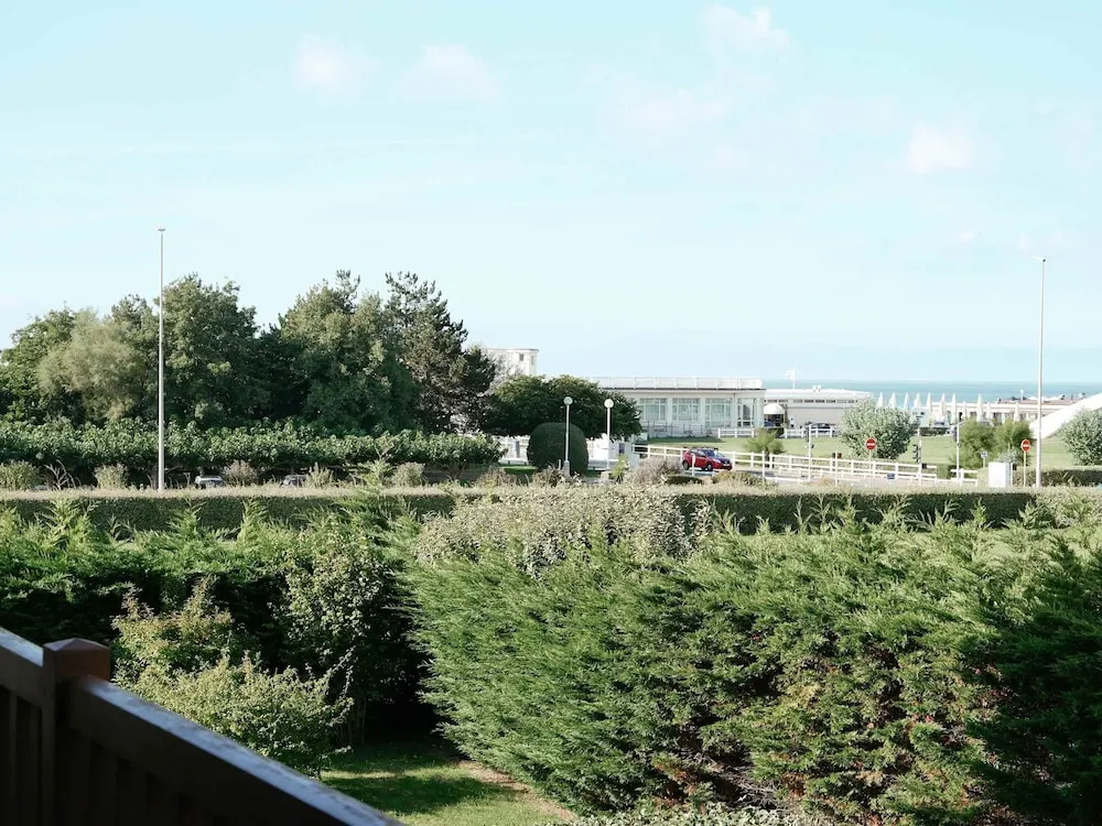 Deauville Plage - Balcon Vue Mer Ville Pied
