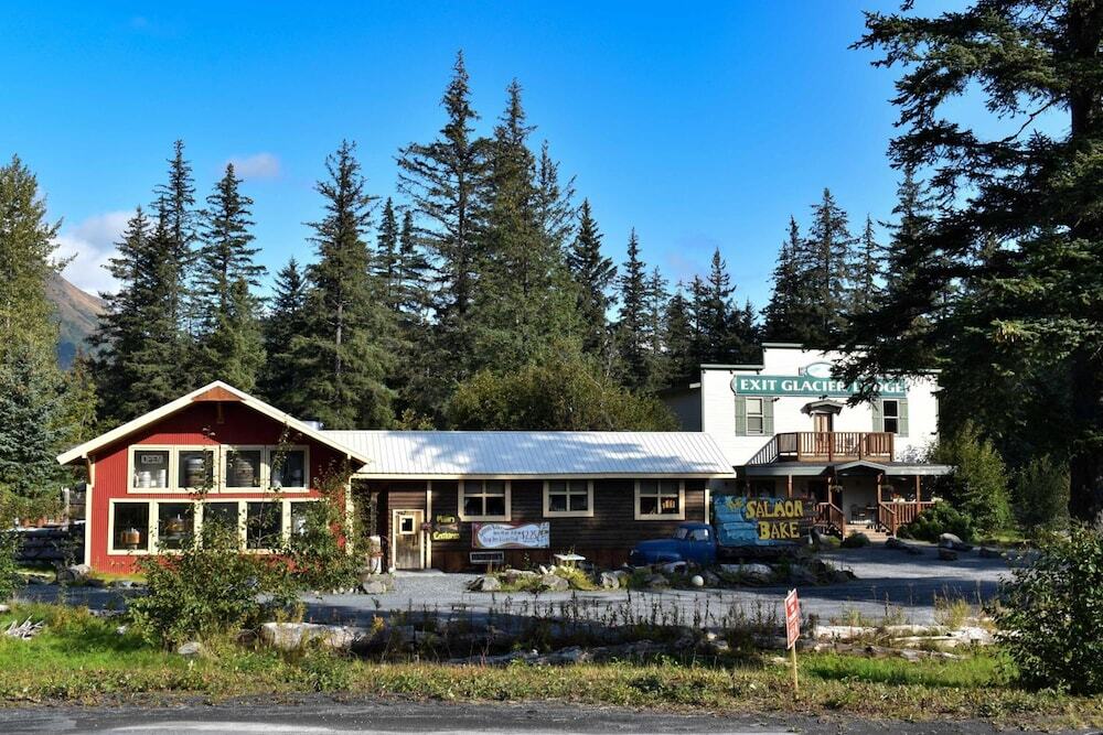 Exit Glacier Lodge Seward image