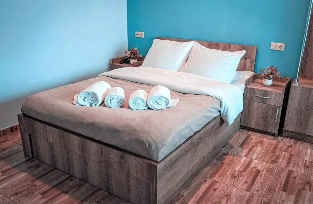 Standard Double room (full double bed)