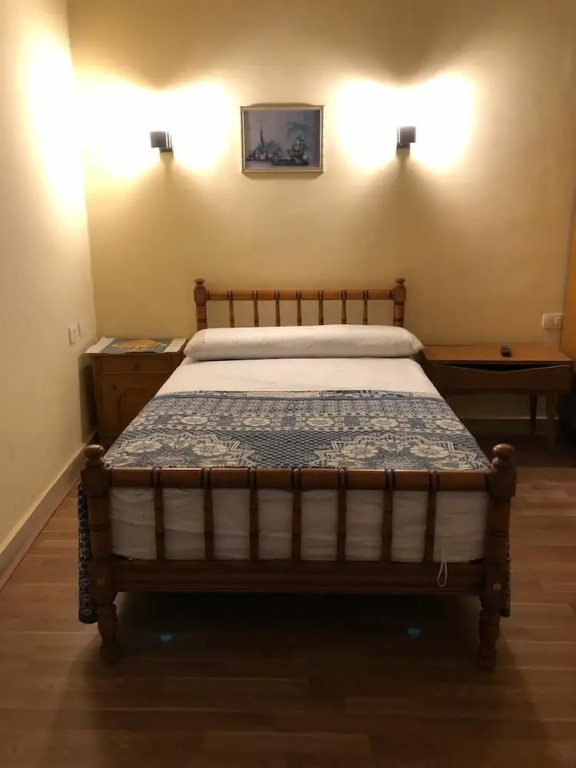 Economy room