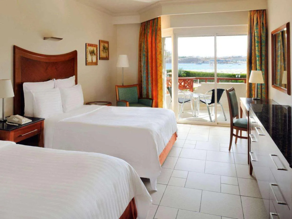Отель Naama Bay Promenade Beach Resort в Шарм-эш-Шейхе