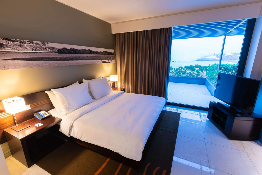 Suite with balcony and with sea view