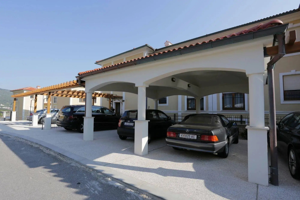 Poville Residence