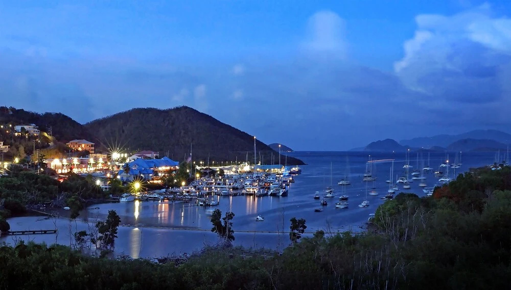 Beach & Waterfront