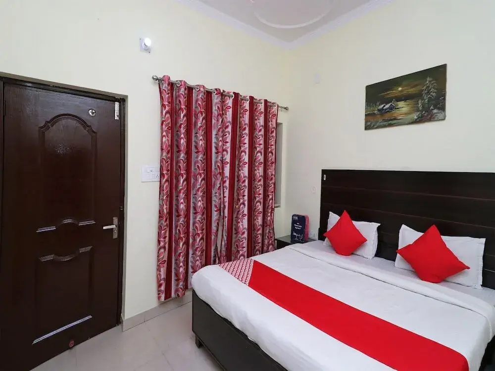 Hotel Love Kush By OYO Rooms