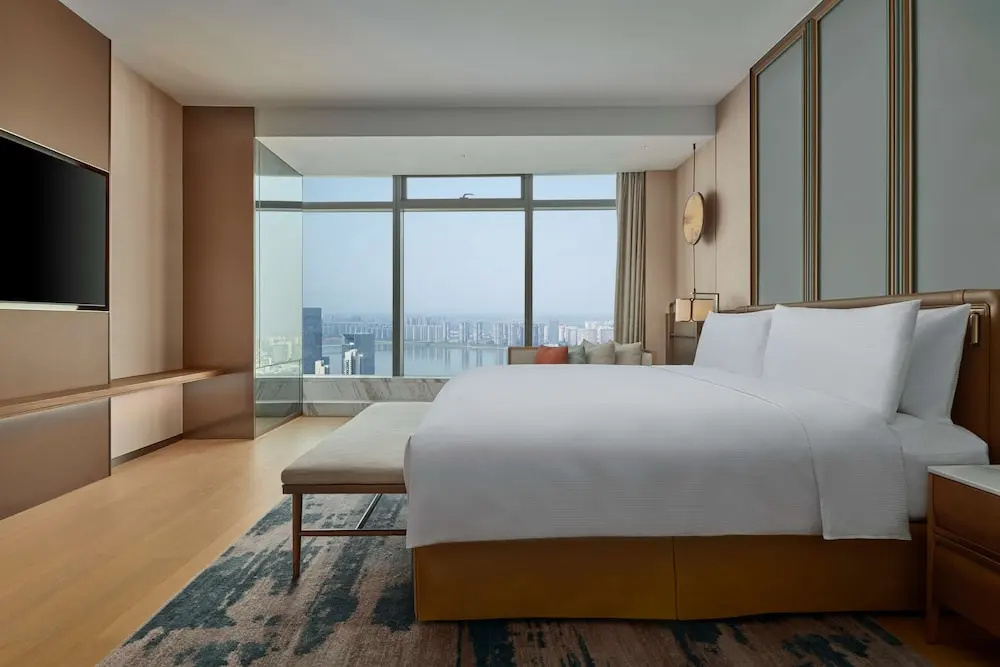 Presidential Double Suite (full double bed)