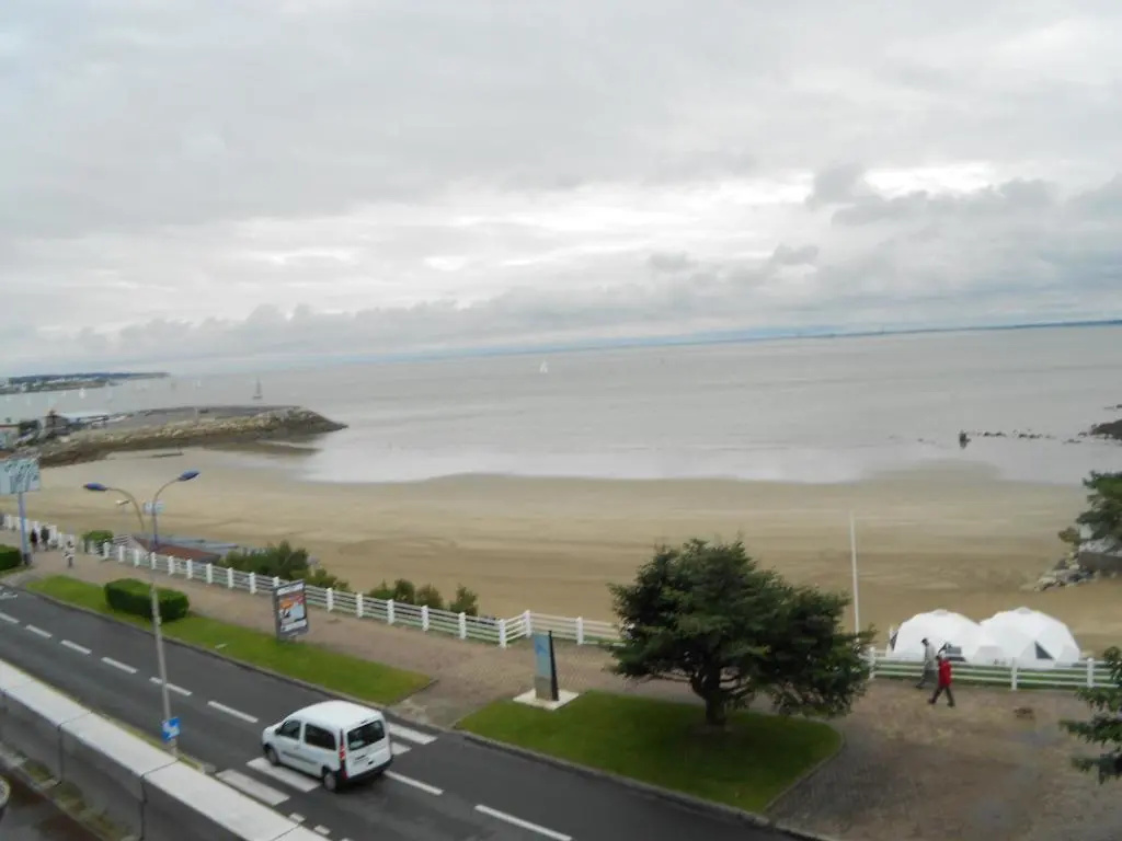 Superior Double room with sea view (full double bed)