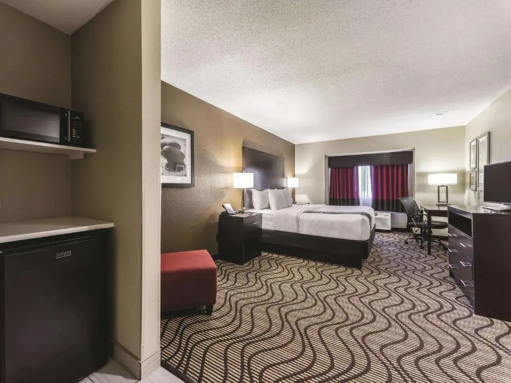 La Quinta Inn & Suites by Wyndham Collinsville - St. Louis - Chambres
