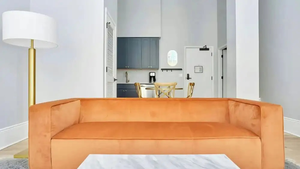 2 Units in Prime Canal St Location, Near Bourbon St The Harlequin by Avantstay
