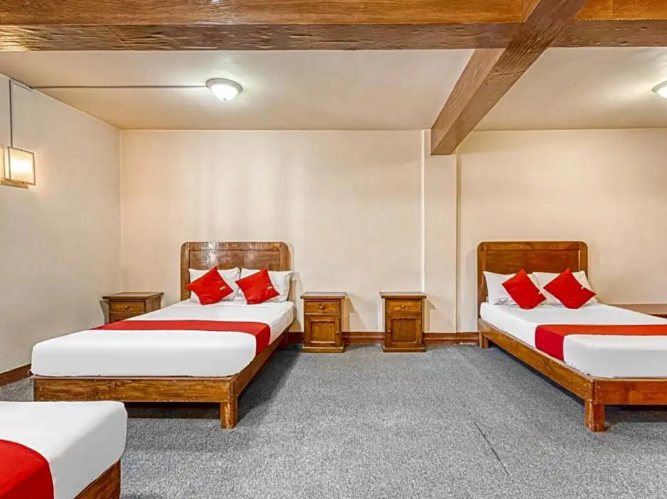 Standard Triple Family room