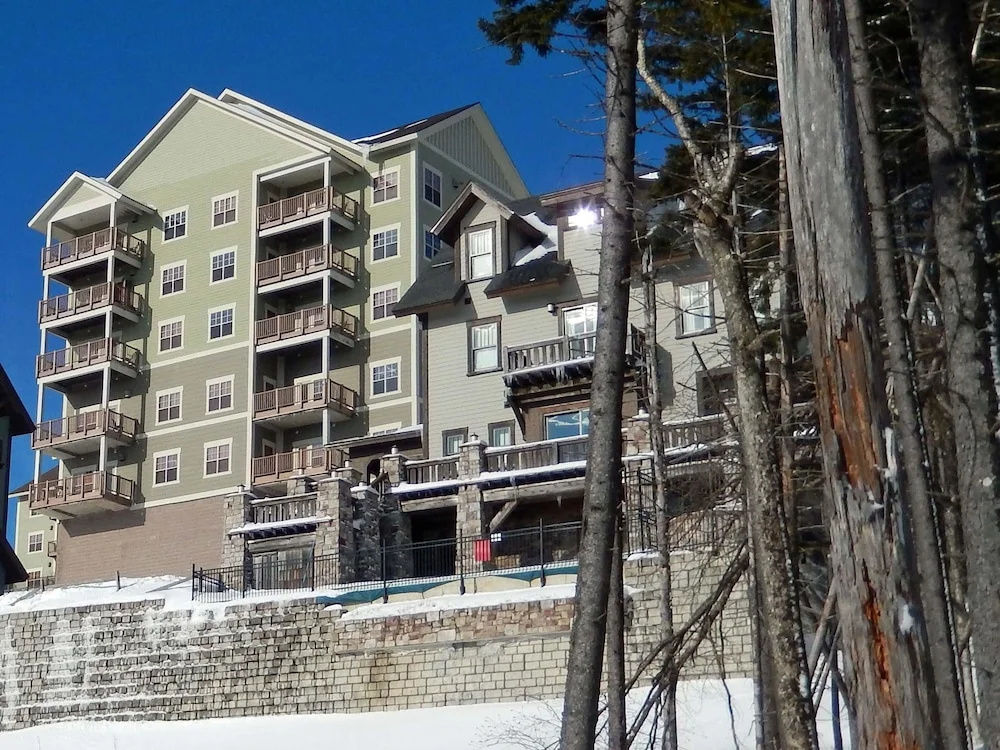 2 Br: Soaring Eagle 211