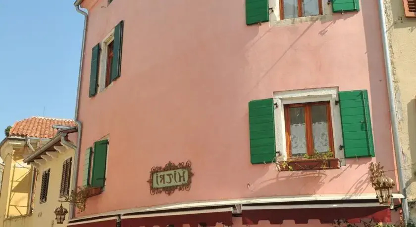 Holiday Home And Apartment Hitri