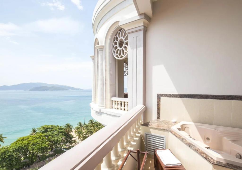 Sunrise Nha Trang Beach Hotel & Spa — фото 7