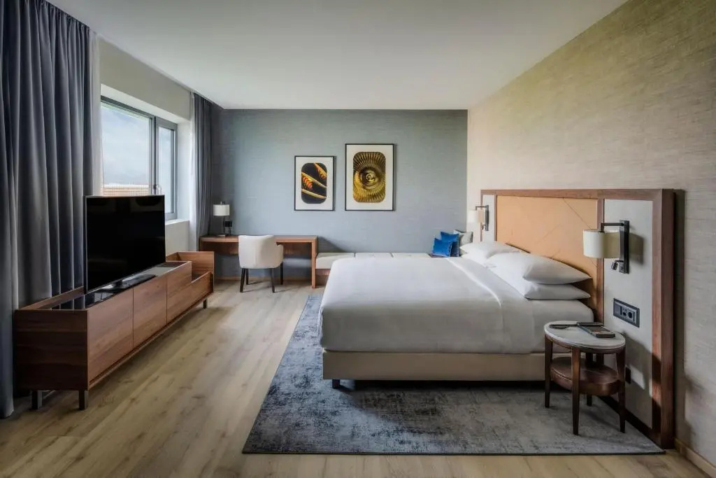 Double Club Junior Suite (full double bed)