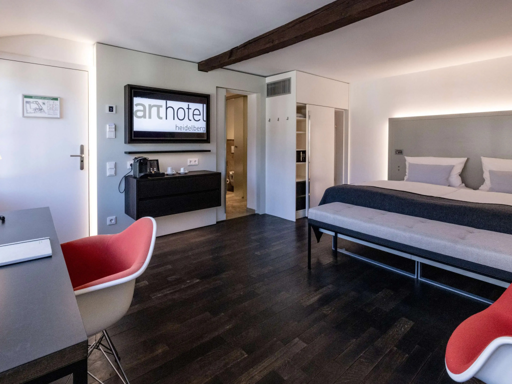 Standard Double room (full double bed)