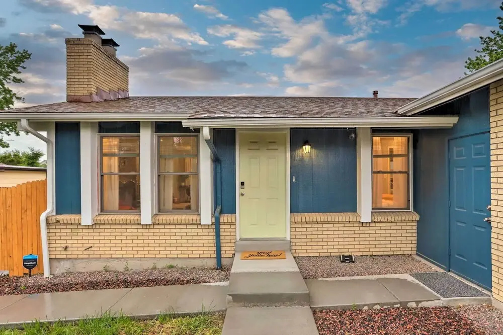 Game Room + Private Yard: Westminster Home!