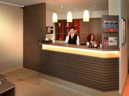 Hotel photo 12