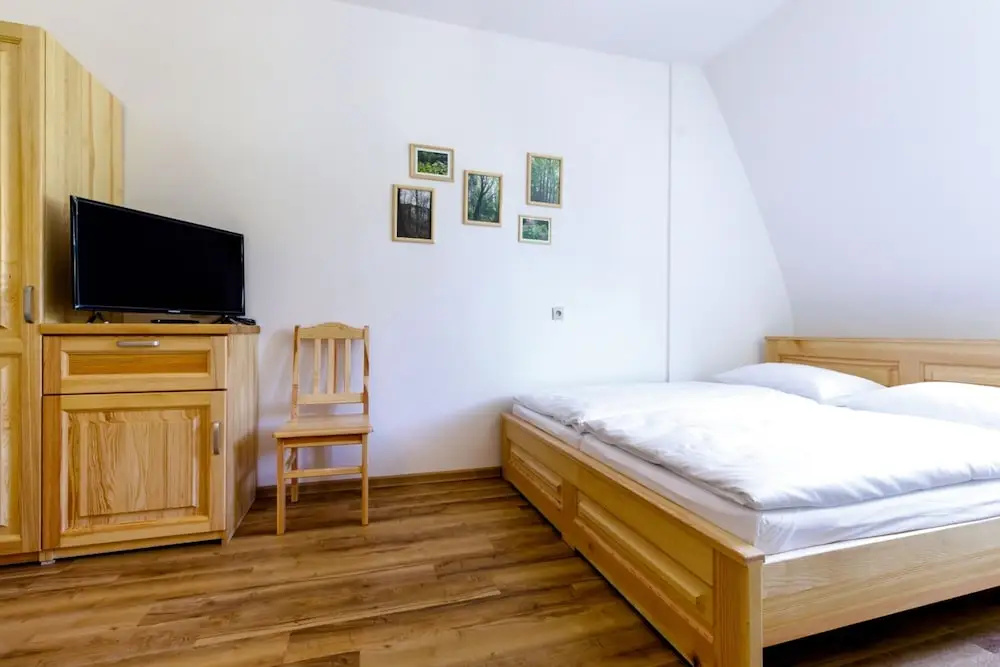 2 Bedrooms Standard Family room
