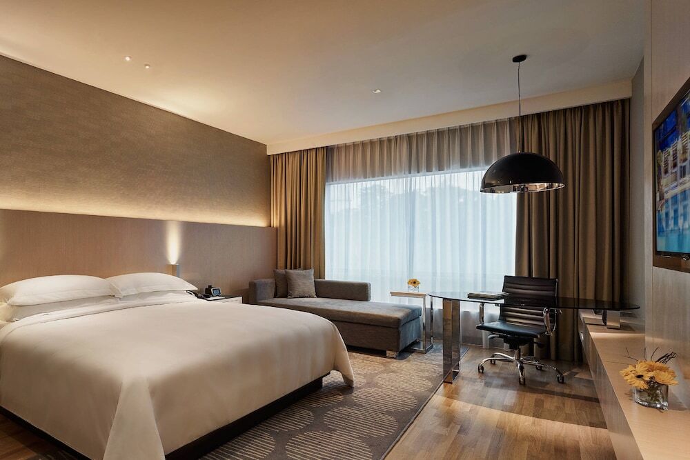 Renaissance Kuala Lumpur Hotel