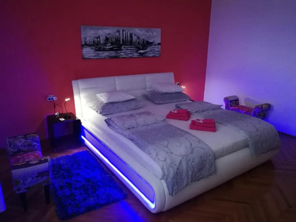 2 Bedrooms Apartment with balcony