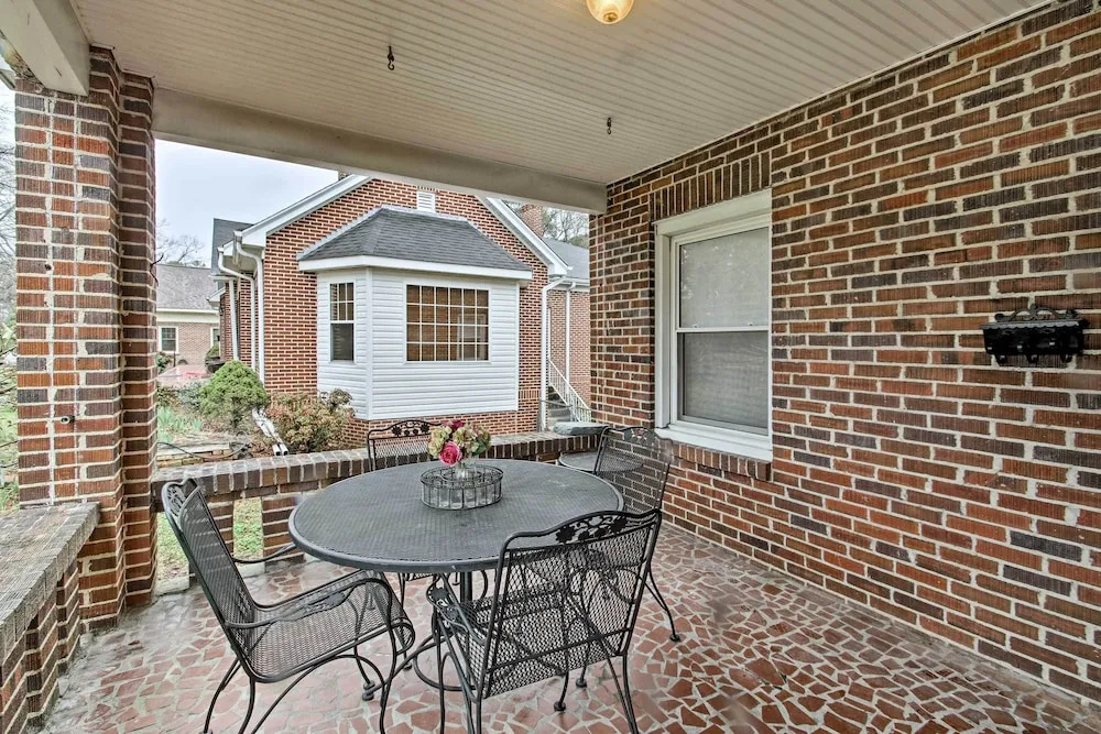 Central Wadesboro Home: Walk to Downtown Shops!