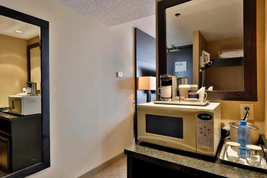 Edmonton Hotel and Convention Centre - Chambres