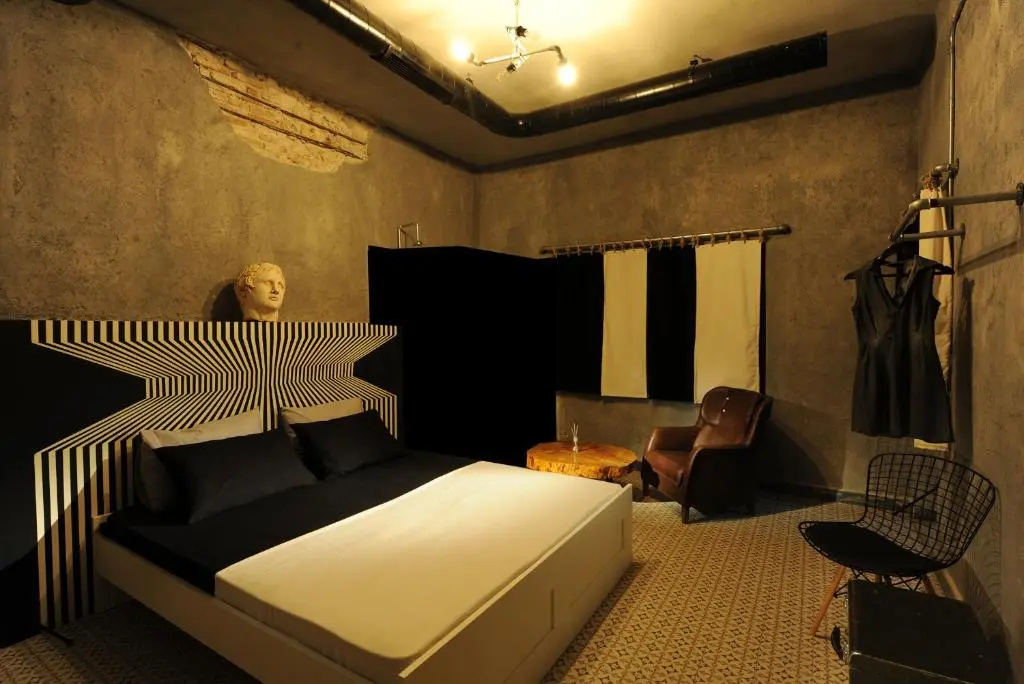 Standard Double room with balcony (full double bed)