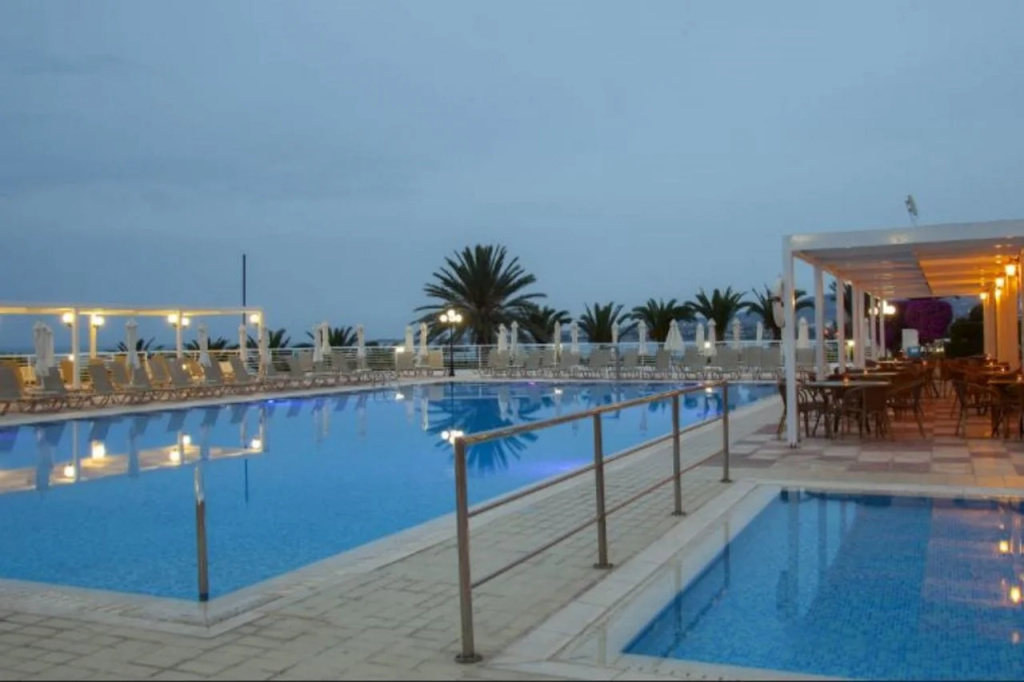 Queen's Bay Hotel - Général