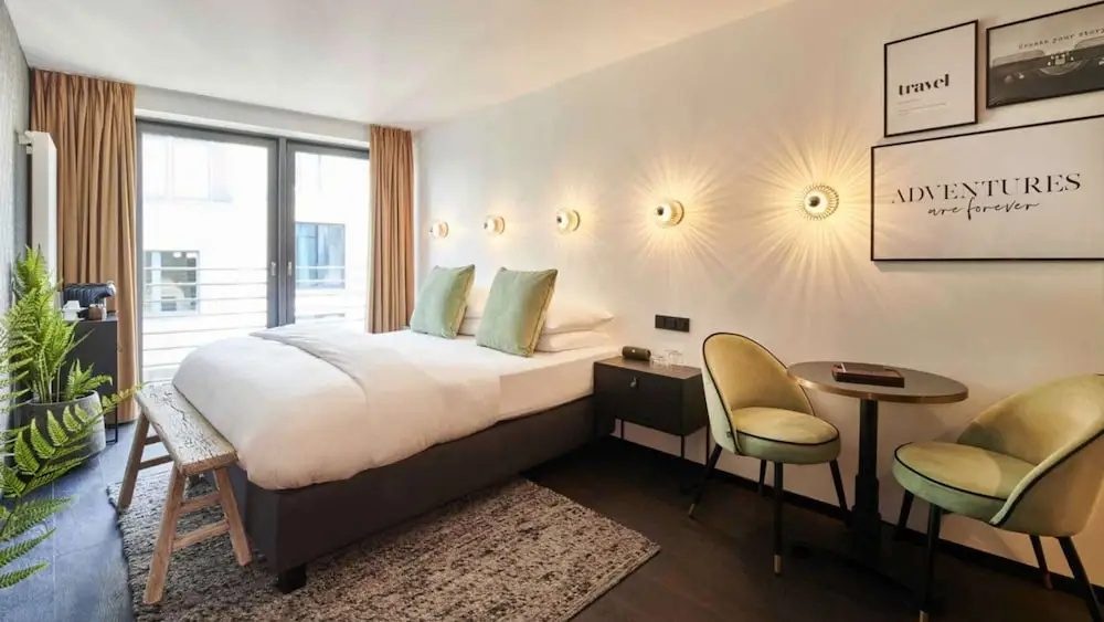 Comfort room