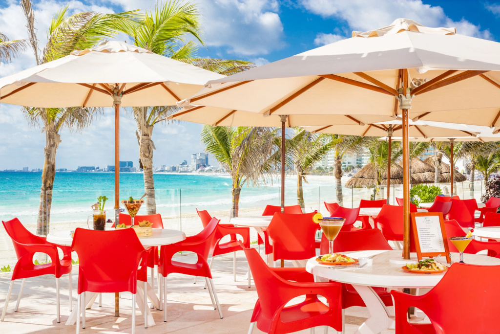 Beach & Waterfront